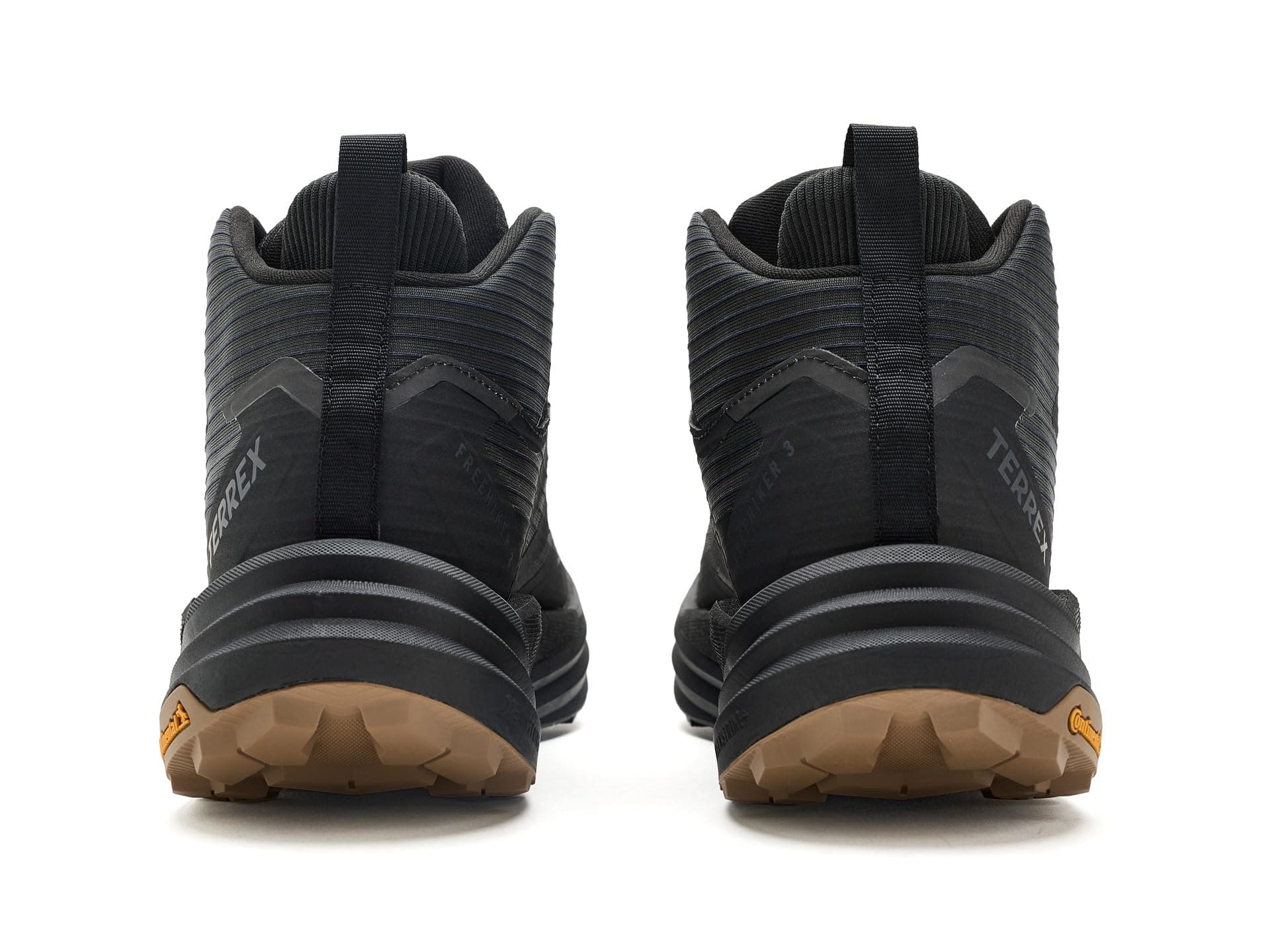 adidas Outdoor Terrex Freehiker 3 Mid GORE-TEX Hiking Shoes — vista 2