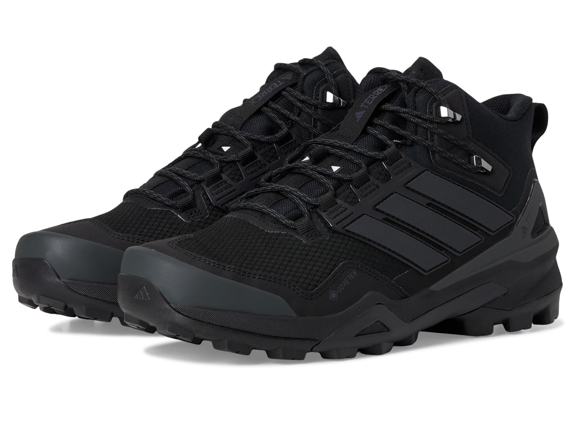 adidas Outdoor Terrex Skychaser GORE-TEX Mid Top Hiking Shoes — cor Preto