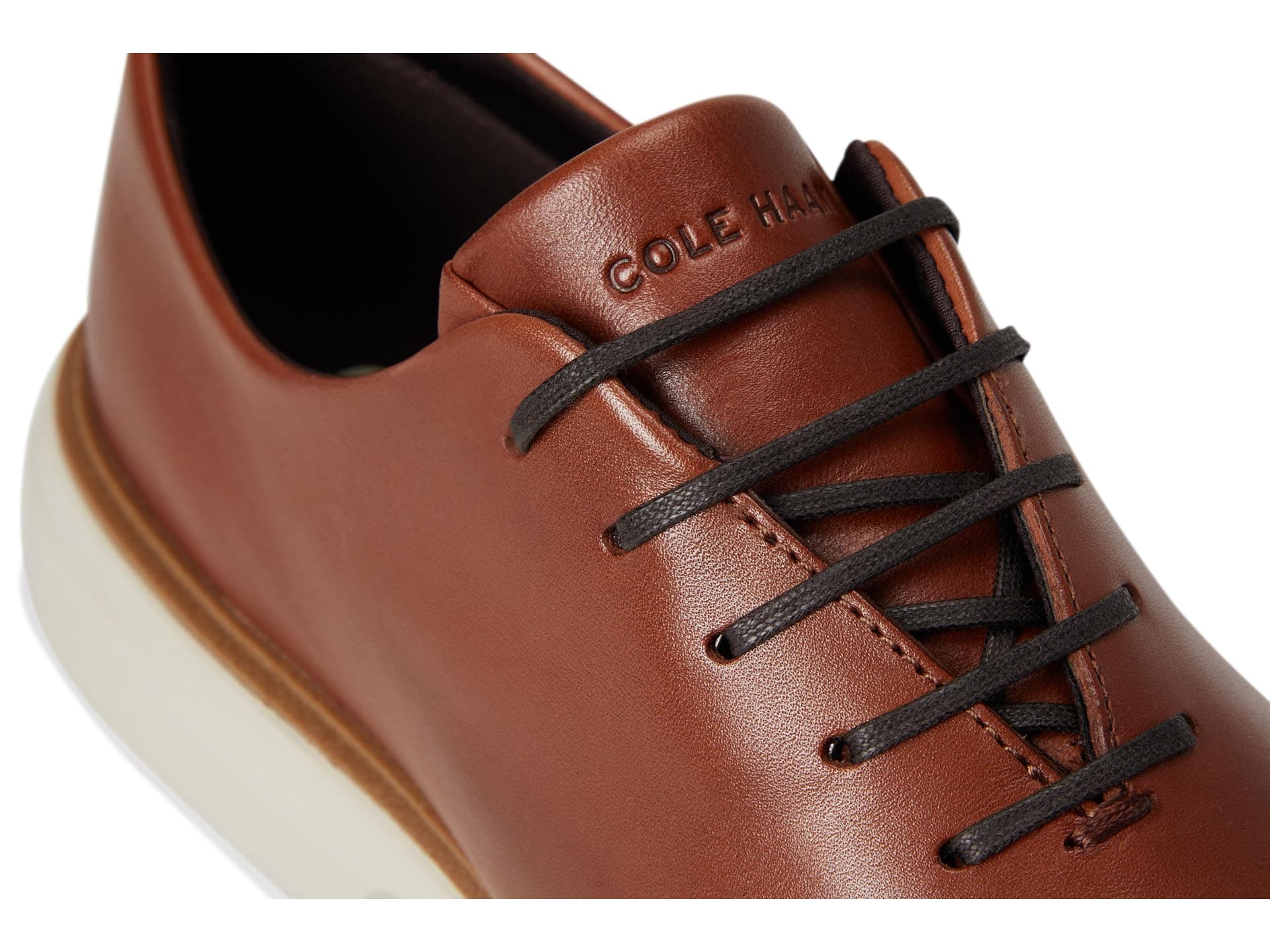 Cole Haan Originalgrand Cityspectre Wholecut Oxfords — vista 3