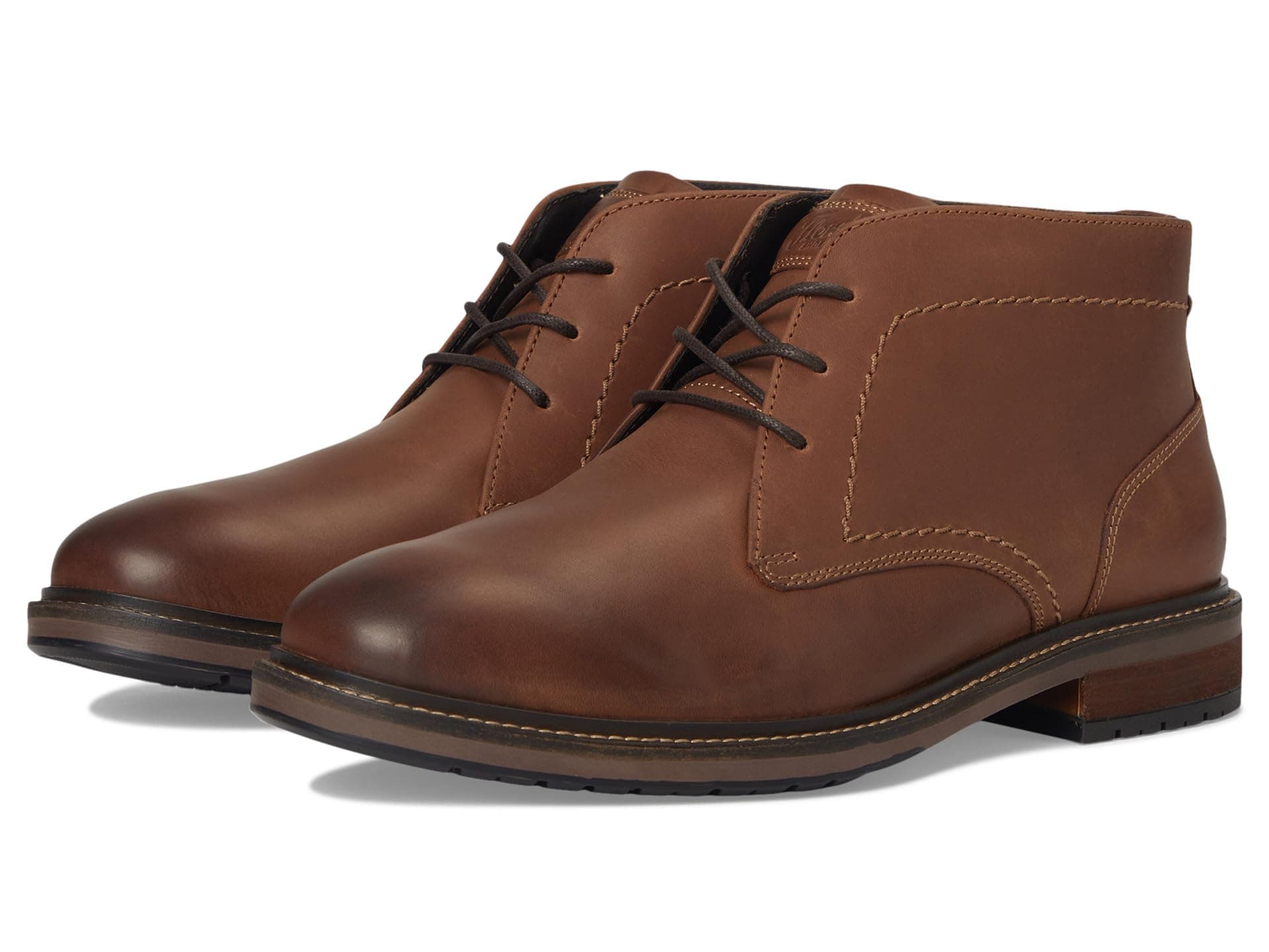 Florsheim Forge Plain Toe Chukka — cor Marrom