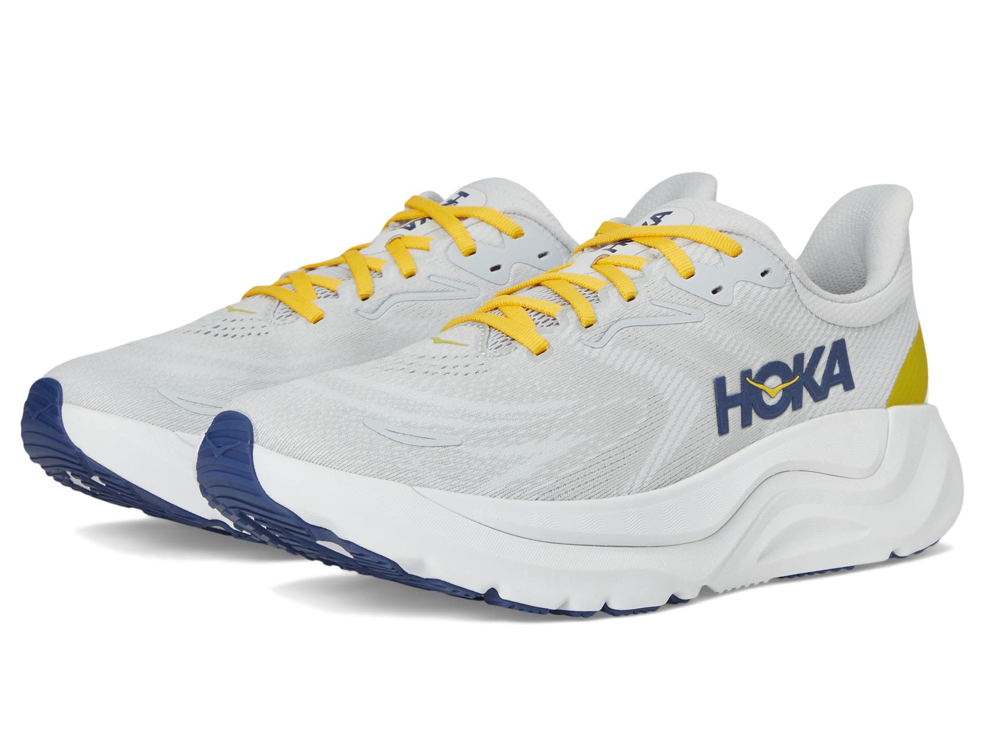 HOKA Arahi 8 — cor Cinza