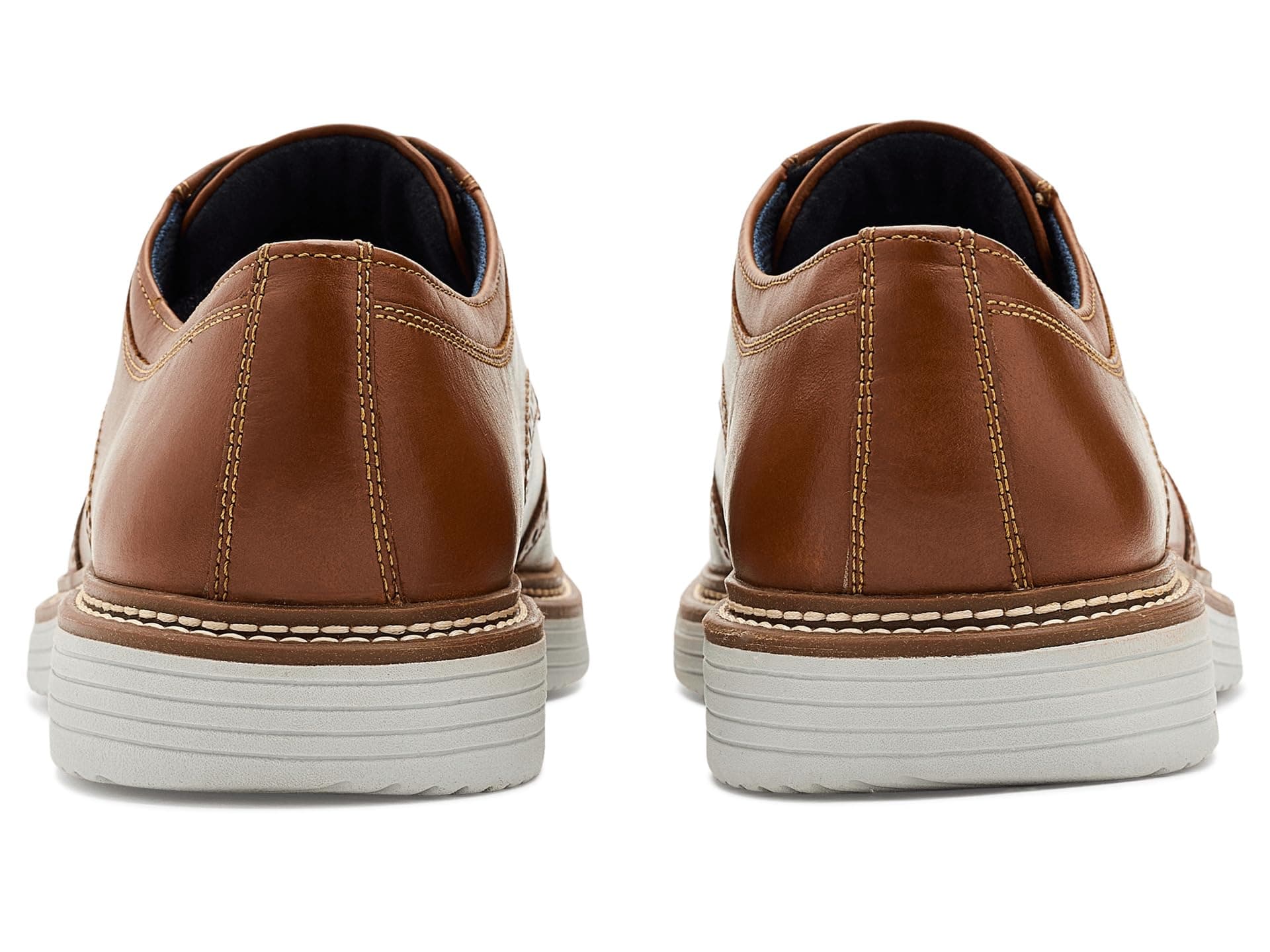 Johnston & Murphy Cason Wingtip — vista 2