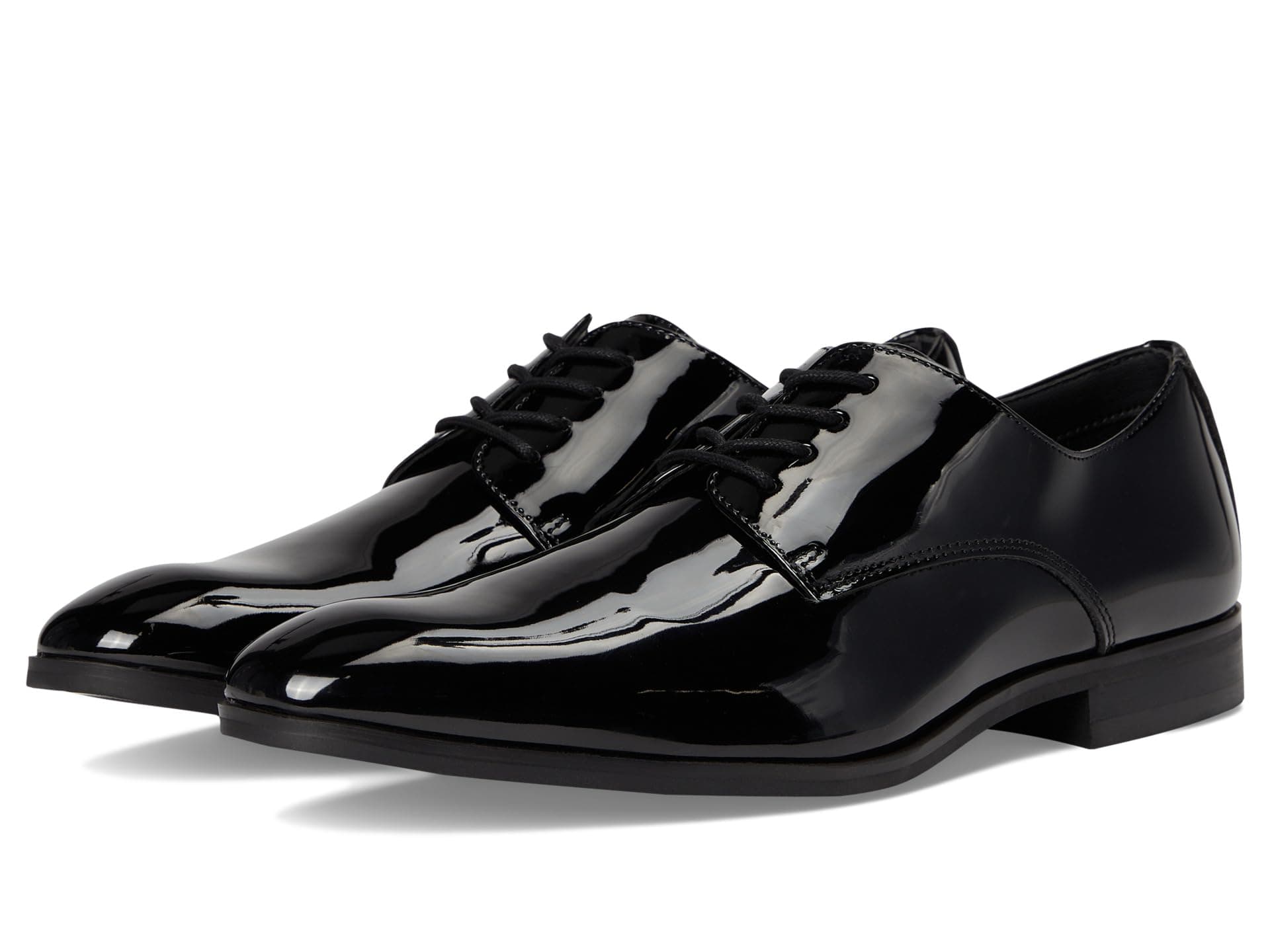 Kenneth Cole Hogart — vista principal