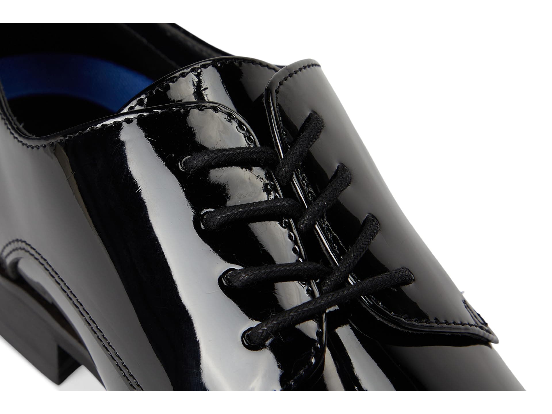 Kenneth Cole Hogart — vista 3