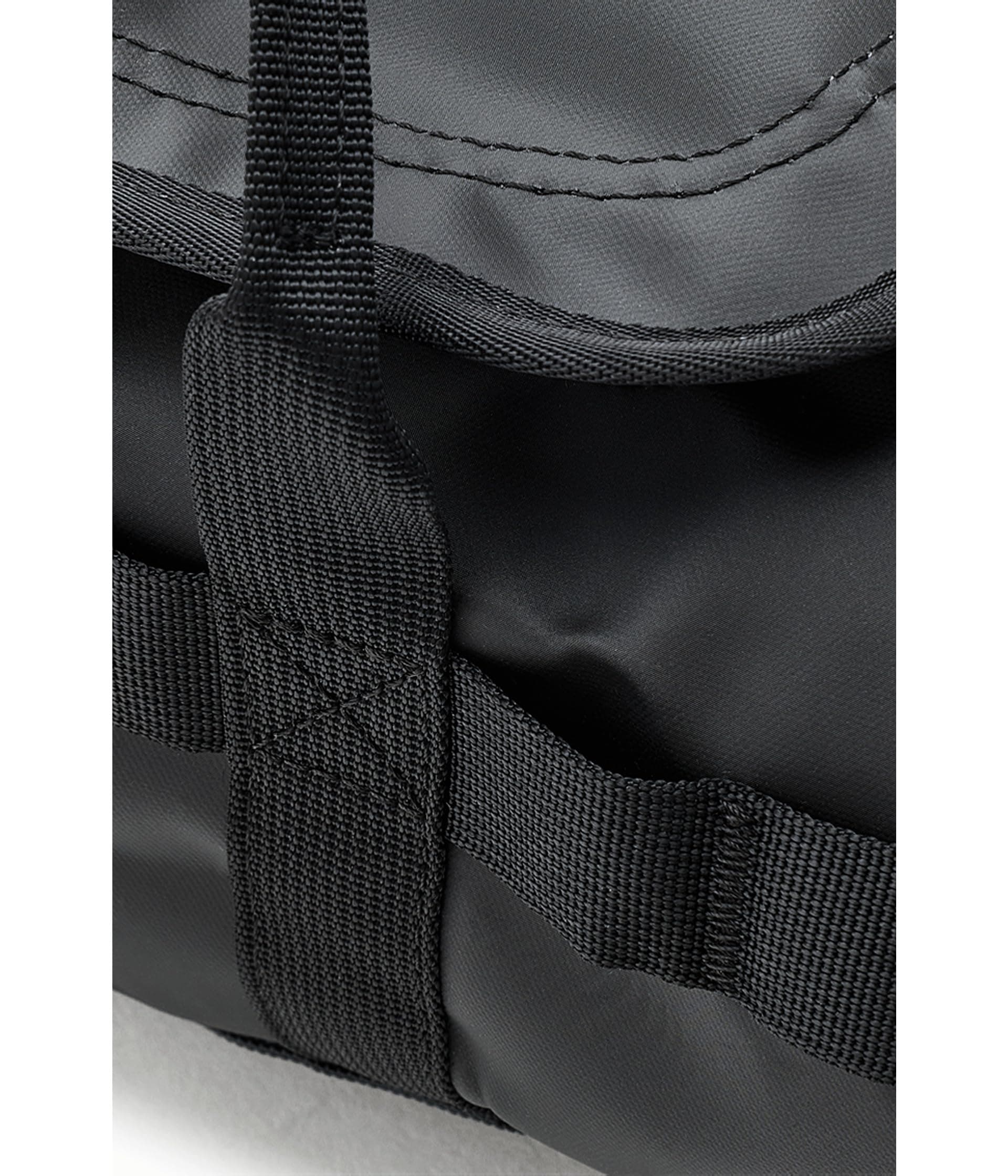 The North Face Base Camp Duffel Shoulder Bag — vista 3