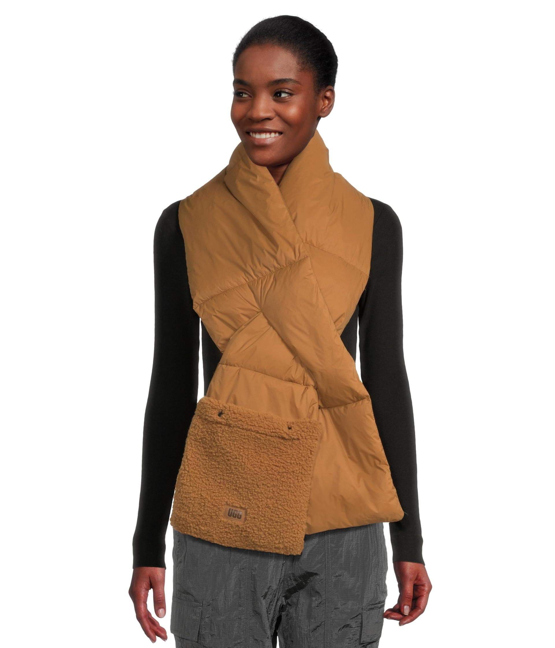 UGG AW UGGfluff Packable Scarf — vista principal
