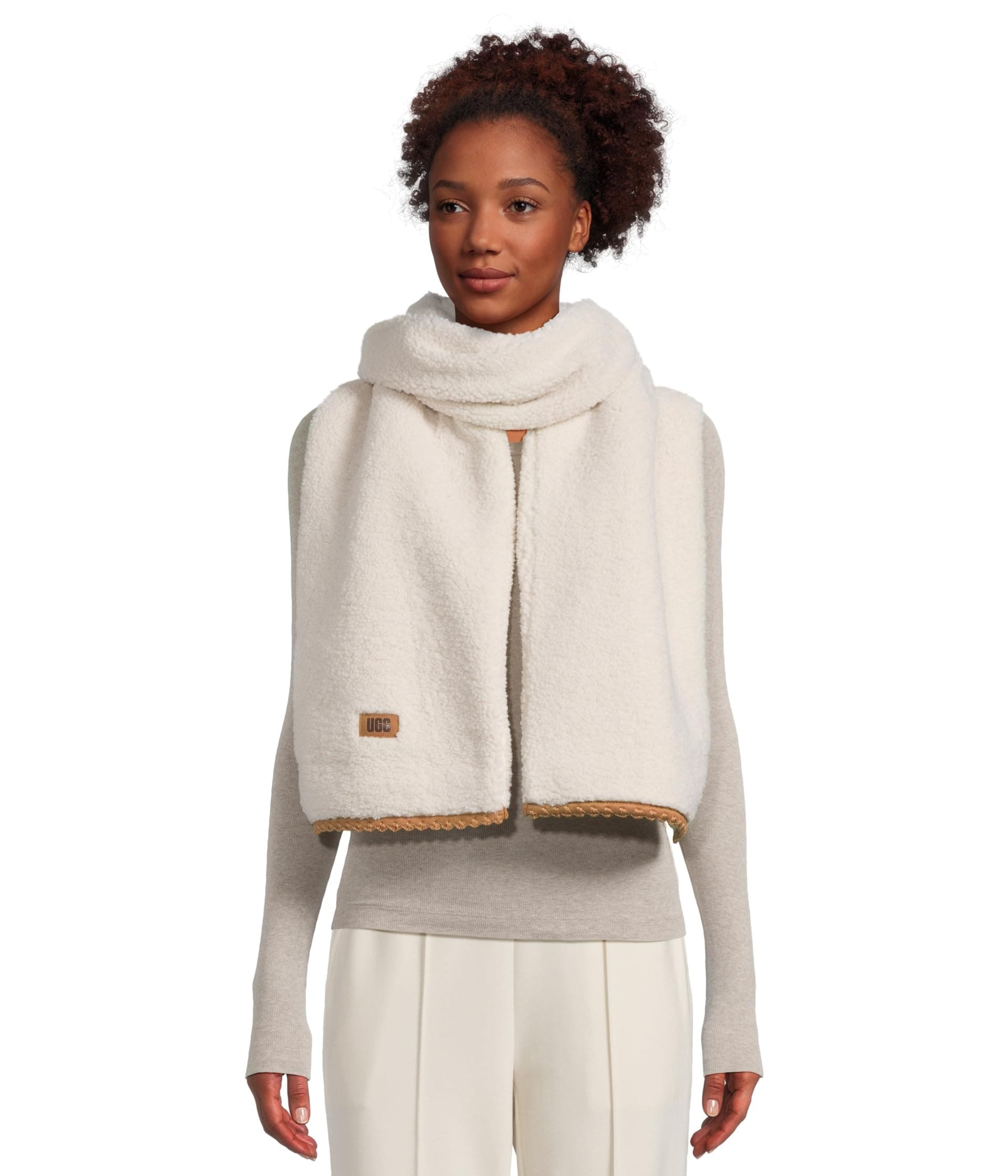 UGG Uggfluff Scalloped Scarf — cor Off-white