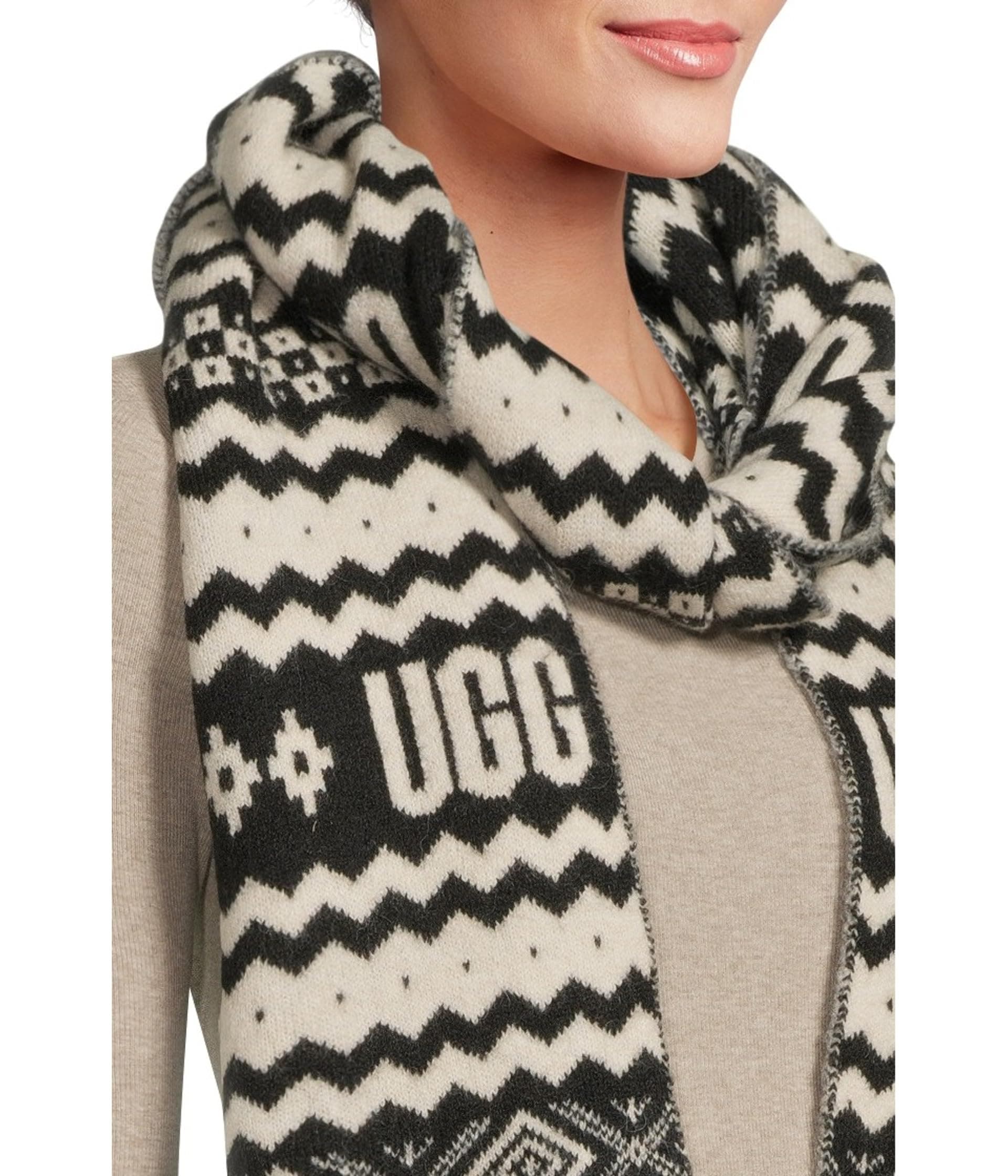 UGG Uggisle Scarf — vista 2
