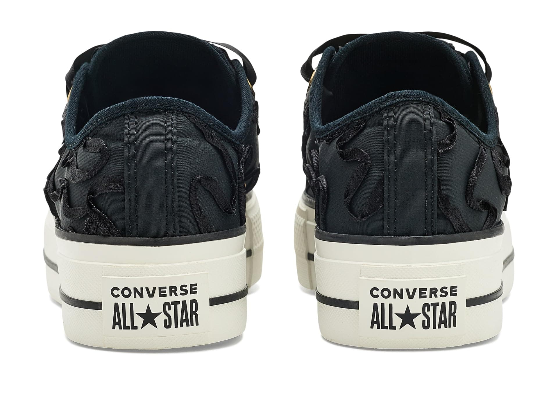 Converse Chuck Taylor All Star Lift Platform Ribbon Low Top Sneakers — vista 2