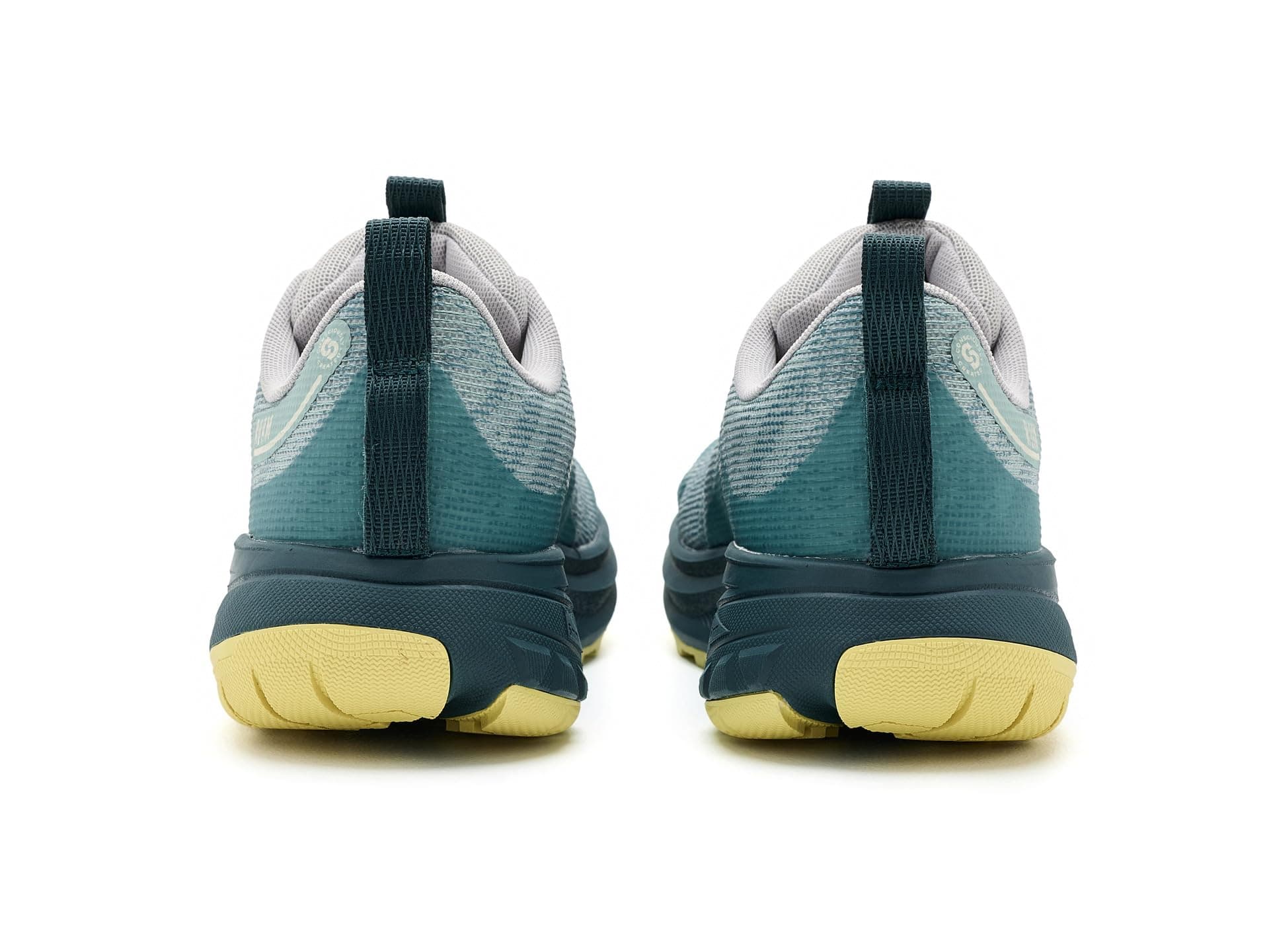 KEEN Roam Trail Running Shoes — vista 2