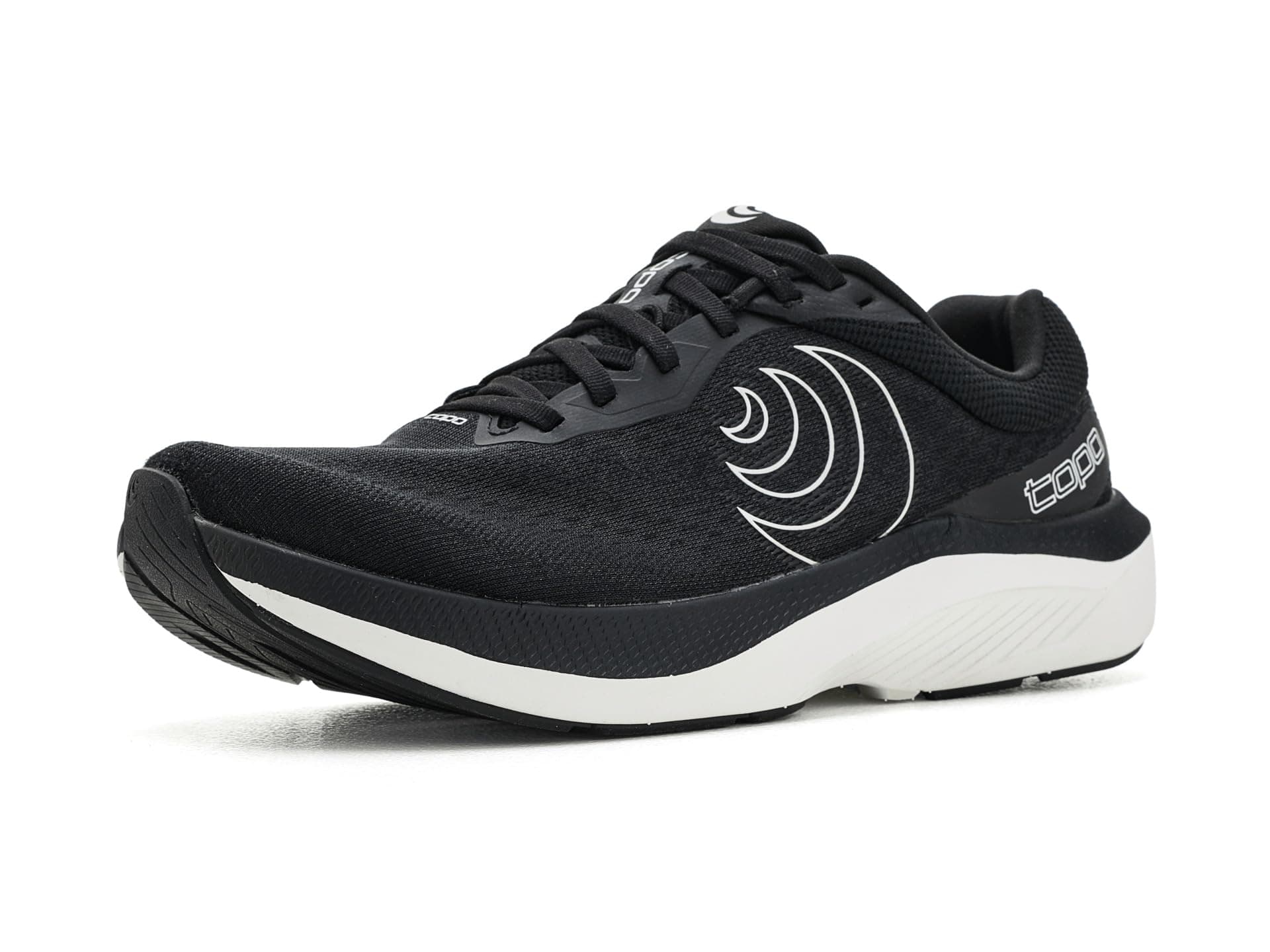 Topo Athletic Magnifly 6 — cor Preto