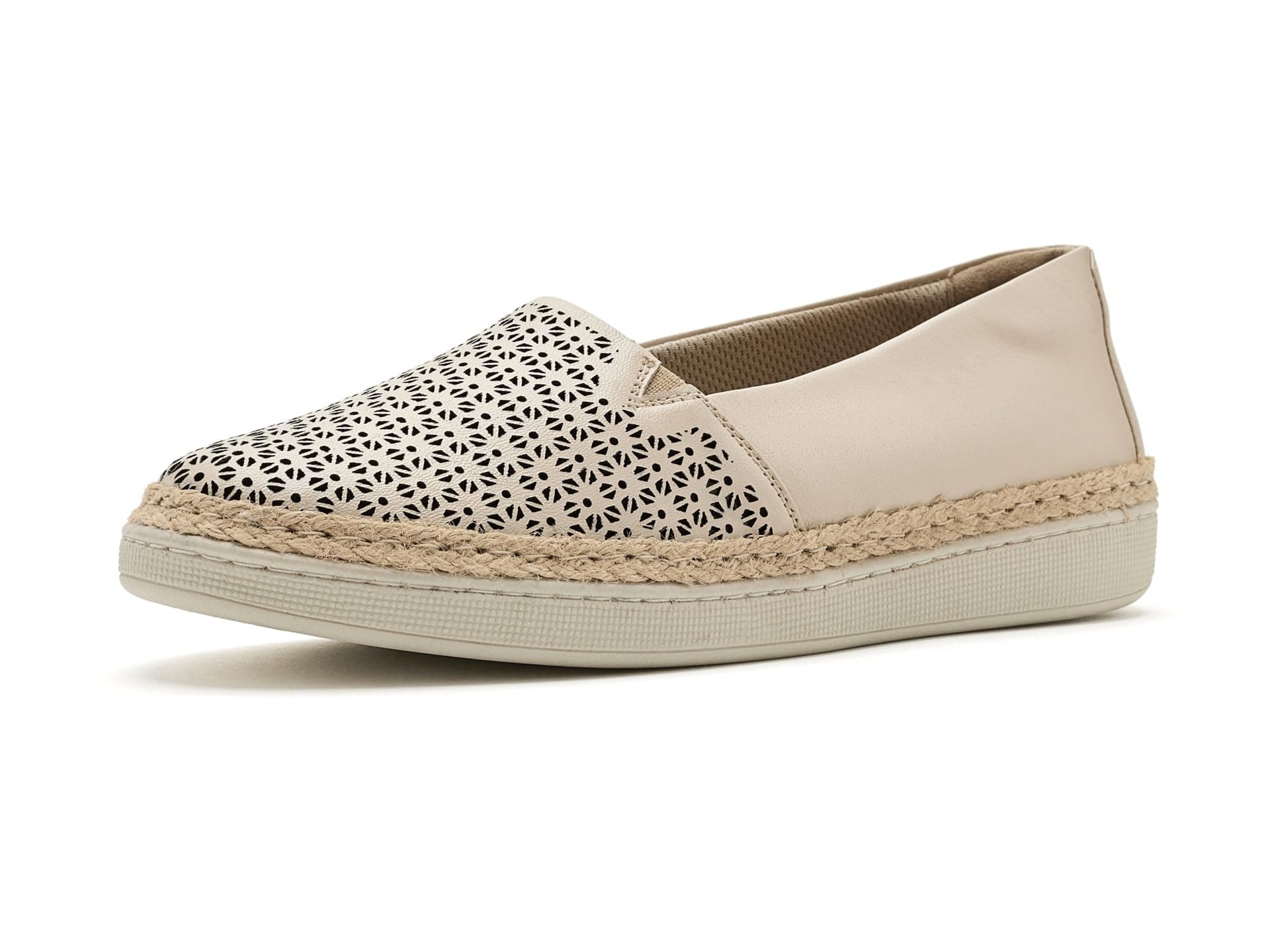 Trotters Accent Perf — cor Off-white